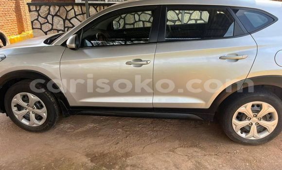 Buy Used Hyundai Tucson Silver Car in Kigali in Rwanda Buy Used Hyundai Tucson Silver Car in Kigali in Rwanda