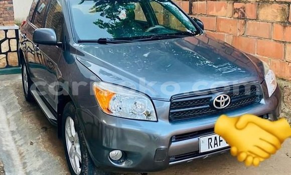 Acheter Occasion Voiture Toyota RAV4 Gris à Kigali, Rwanda Acheter Occasion Voiture Toyota RAV4 Gris à Kigali, Rwanda