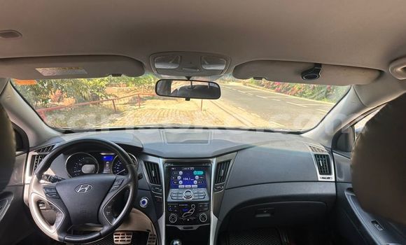 Acheter Occasion Voiture Hyundai Sonata Noir à Kigali, Rwanda Acheter Occasion Voiture Hyundai Sonata Noir à Kigali, Rwanda