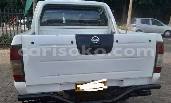 Acheter Occasion Voiture Nissan Hardbody Blanc à Kigali, Rwanda Acheter Occasion Voiture Nissan Hardbody Blanc à Kigali, Rwanda