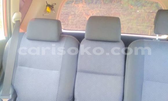 اشتري مستعمل Toyota Corolla Verso Rouge سيارة في Kigali في Rwanda اشتري مستعمل Toyota Corolla Verso Rouge سيارة في Kigali في Rwanda