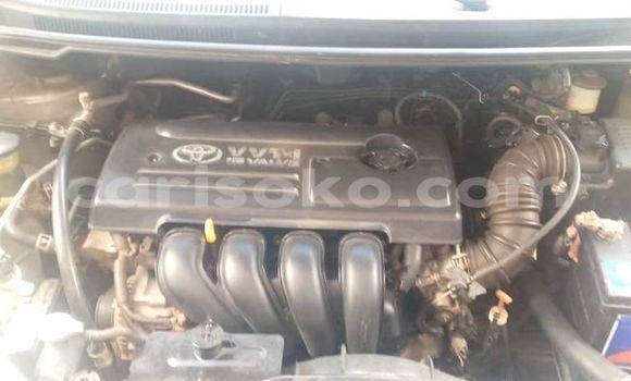 Acheter Occasion Voiture Toyota Corolla Verso Gris à Kigali, Rwanda Acheter Occasion Voiture Toyota Corolla Verso Gris à Kigali, Rwanda