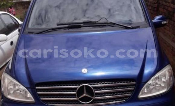 Acheter Occasion Voiture Mercedes-Benz Viano Bleu à Kigali, Rwanda Acheter Occasion Voiture Mercedes-Benz Viano Bleu à Kigali, Rwanda