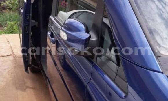 Acheter Occasion Voiture Mercedes-Benz Viano Bleu à Kigali, Rwanda Acheter Occasion Voiture Mercedes-Benz Viano Bleu à Kigali, Rwanda
