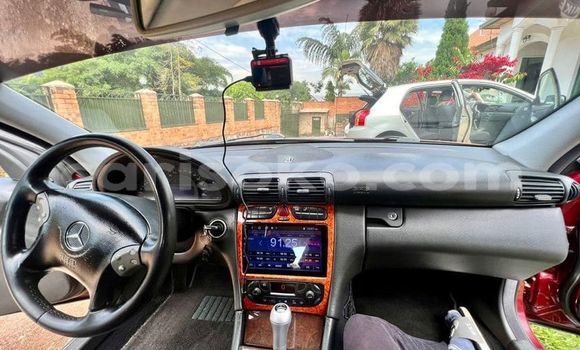 Acheter Occasion Voiture Mercedes-Benz C-Classe Rouge à Kigali, Rwanda