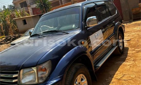 Sayi Na hannu Toyota Prado Noir Mota in Kigali a Rwanda Sayi Na hannu Toyota Prado Noir Mota in Kigali a Rwanda