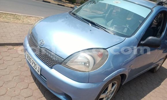 Buy Used Toyota Yaris Verso Green Car in Kigali in Rwanda Buy Used Toyota Yaris Verso Green Car in Kigali in Rwanda