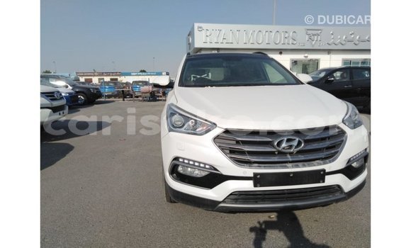 Sayi Imported Hyundai Santa Fe Blanc Mota in Import - Dubai a Rwanda Sayi Imported Hyundai Santa Fe Blanc Mota in Import - Dubai a Rwanda