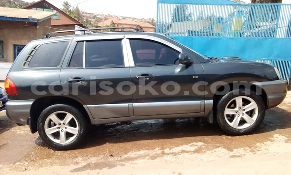Sayi Na hannu Hyundai Santa Fe Noir Mota in Kigali a Rwanda Sayi Na hannu Hyundai Santa Fe Noir Mota in Kigali a Rwanda