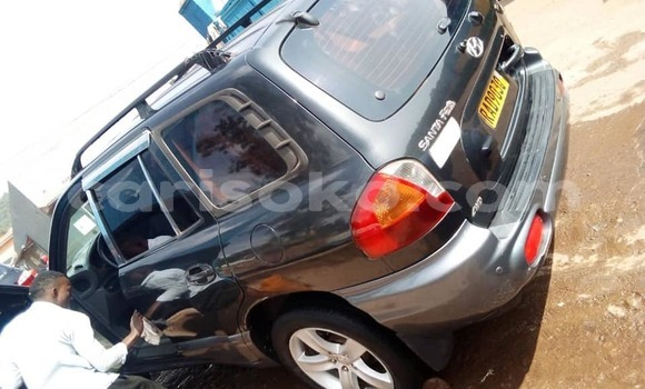 Sayi Na hannu Hyundai Santa Fe Noir Mota in Kigali a Rwanda Sayi Na hannu Hyundai Santa Fe Noir Mota in Kigali a Rwanda
