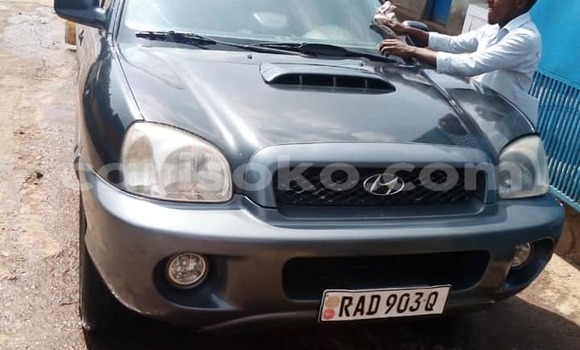 Sayi Na hannu Hyundai Santa Fe Noir Mota in Kigali a Rwanda Sayi Na hannu Hyundai Santa Fe Noir Mota in Kigali a Rwanda