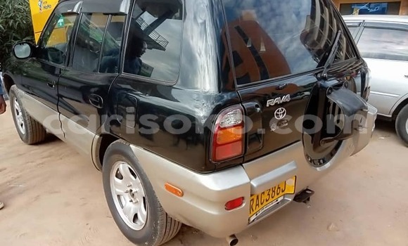 Sayi Na hannu Toyota RAV4 Noir Mota in Kigali a Rwanda Sayi Na hannu Toyota RAV4 Noir Mota in Kigali a Rwanda