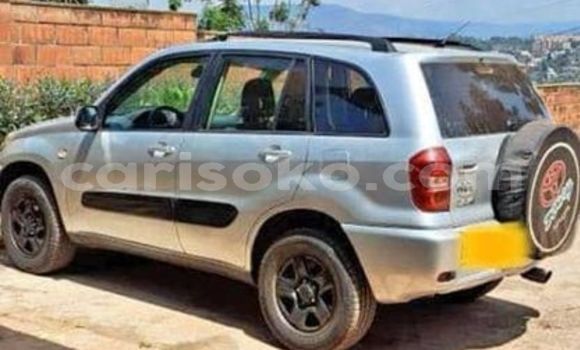 Sayi Na hannu Toyota RAV4 Autre Mota in Kigali a Rwanda Sayi Na hannu Toyota RAV4 Autre Mota in Kigali a Rwanda