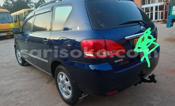 Sayi Na hannu Toyota Corolla Verso Bleu Mota in Kigali a Rwanda Sayi Na hannu Toyota Corolla Verso Bleu Mota in Kigali a Rwanda