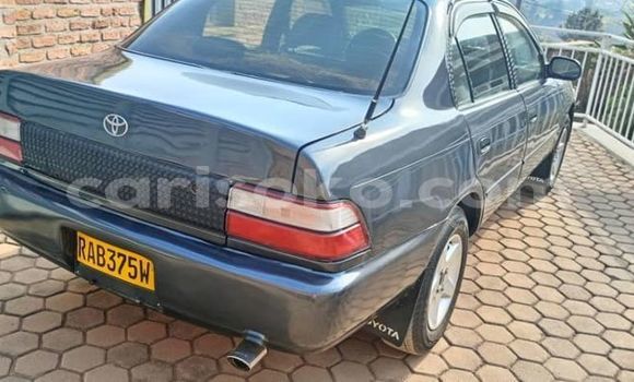 Sayi Na hannu Toyota Corolla Noir Mota in Kigali a Rwanda Sayi Na hannu Toyota Corolla Noir Mota in Kigali a Rwanda