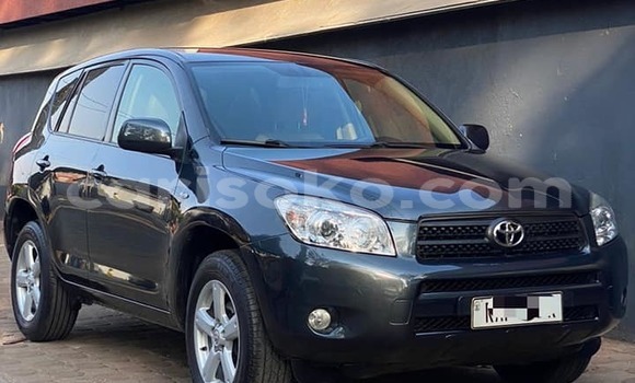 Sayi Na hannu Toyota RAV4 Noir Mota in Kigali a Rwanda Sayi Na hannu Toyota RAV4 Noir Mota in Kigali a Rwanda
