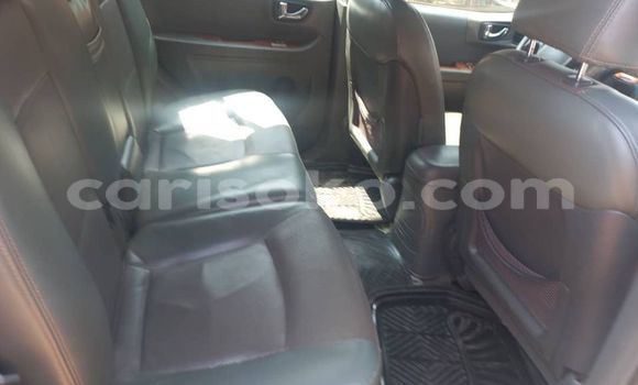 Acheter Occasion Voiture Hyundai Santa Fe Noir à Kigali, Rwanda Acheter Occasion Voiture Hyundai Santa Fe Noir à Kigali, Rwanda