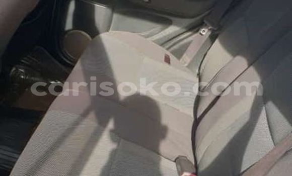 Acheter Occasion Voiture Toyota RAV4 Beige à Kigali, Rwanda Acheter Occasion Voiture Toyota RAV4 Beige à Kigali, Rwanda