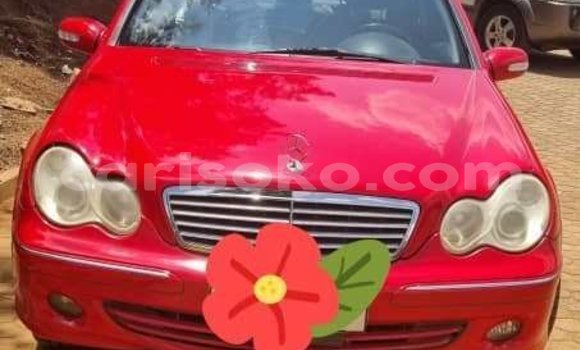 Acheter Occasion Voiture Mercedes-Benz KOMPRESSOR Rouge à Kigali, Rwanda