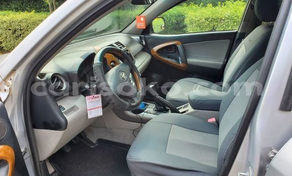 Acheter Occasion Voiture Toyota RAV4 Autre à Kigali, Rwanda Acheter Occasion Voiture Toyota RAV4 Autre à Kigali, Rwanda