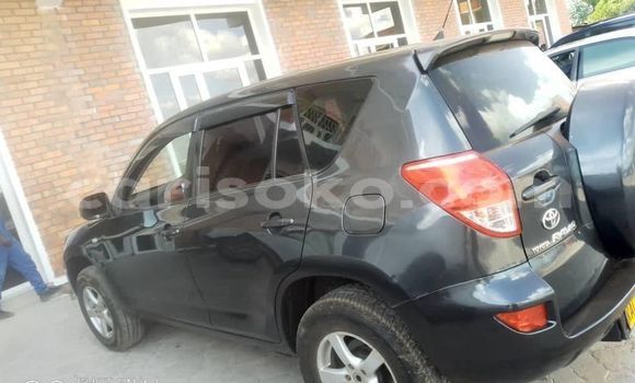 اشتري مستعمل Toyota RAV4 Gris سيارة في Kigali في Rwanda اشتري مستعمل Toyota RAV4 Gris سيارة في Kigali في Rwanda