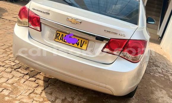 Buy Used Chevlolet Spin Beige Car in Kigali in Rwanda Buy Used Chevlolet Spin Beige Car in Kigali in Rwanda