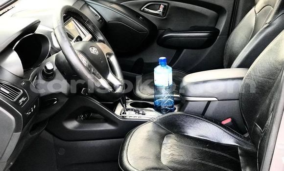 اشتري مستعمل Hyundai Tucson Gris سيارة في Kigali في Rwanda اشتري مستعمل Hyundai Tucson Gris سيارة في Kigali في Rwanda