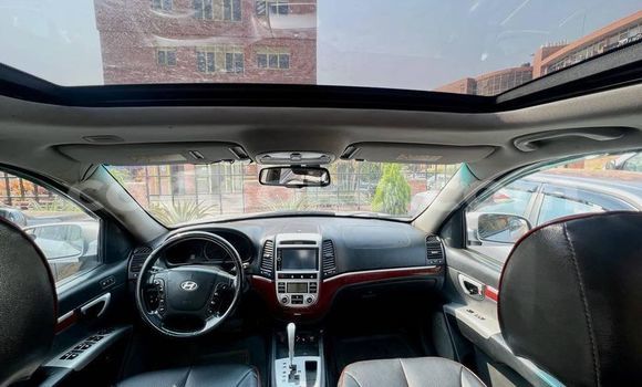 Buy Used Hyundai Santa Fe Beige Car in Kigali in Rwanda Buy Used Hyundai Santa Fe Beige Car in Kigali in Rwanda