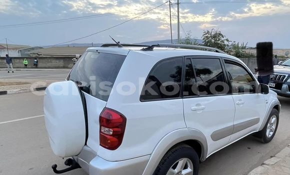 Buy Used Toyota RAV4 White Car in Kigali in Rwanda Buy Used Toyota RAV4 White Car in Kigali in Rwanda