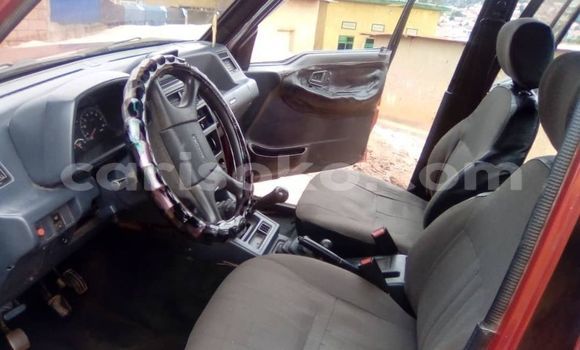 Acheter Occasion Voiture Suzuki Escudo Rouge à Kigali, Rwanda Acheter Occasion Voiture Suzuki Escudo Rouge à Kigali, Rwanda