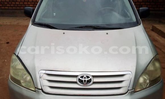 Acheter Occasion Voiture Toyota Avensis Verso Autre à Kigali, Rwanda Acheter Occasion Voiture Toyota Avensis Verso Autre à Kigali, Rwanda