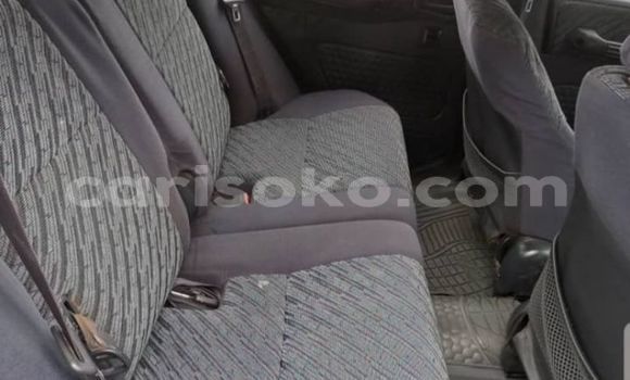 Acheter Occasion Voiture Toyota RAV4 Beige à Kigali, Rwanda Acheter Occasion Voiture Toyota RAV4 Beige à Kigali, Rwanda