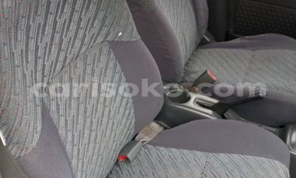 Acheter Occasion Voiture Toyota RAV4 Beige à Kigali, Rwanda Acheter Occasion Voiture Toyota RAV4 Beige à Kigali, Rwanda