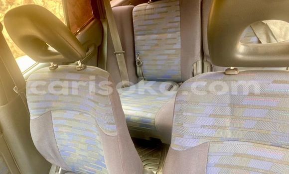 Acheter Occasion Voiture Toyota RAV4 Noir à Kigali, Rwanda Acheter Occasion Voiture Toyota RAV4 Noir à Kigali, Rwanda