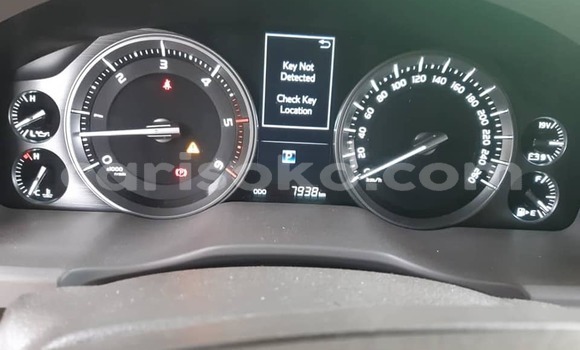 اشتري مستعمل Toyota Land Cruiser Blanc سيارة في Kigali في Rwanda اشتري مستعمل Toyota Land Cruiser Blanc سيارة في Kigali في Rwanda