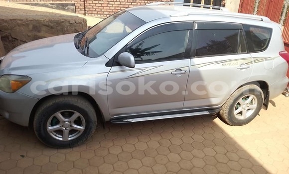 اشتري مستعمل Toyota RAV4 Autre سيارة في Kigali في Rwanda اشتري مستعمل Toyota RAV4 Autre سيارة في Kigali في Rwanda