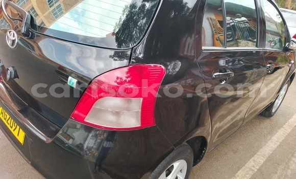 اشتري مستعمل Toyota Yaris Noir سيارة في Kigali في Rwanda اشتري مستعمل Toyota Yaris Noir سيارة في Kigali في Rwanda