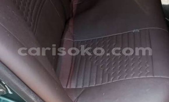 Acheter Occasion Voiture Toyota Corolla Vert à Kigali, Rwanda Acheter Occasion Voiture Toyota Corolla Vert à Kigali, Rwanda