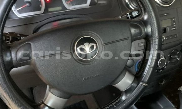 Acheter Occasion Voiture Chevlolet Spin Bleu à Kigali, Rwanda Acheter Occasion Voiture Chevlolet Spin Bleu à Kigali, Rwanda