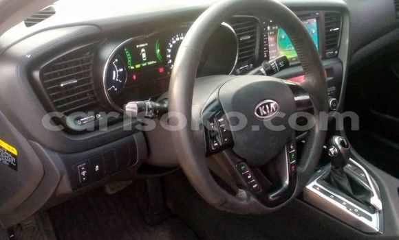 Acheter Occasion Voiture Kia K5 Gris à Kigali, Rwanda Acheter Occasion Voiture Kia K5 Gris à Kigali, Rwanda