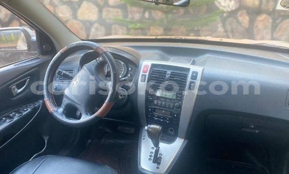 Acheter Occasion Voiture Hyundai Tucson Gris à Kigali, Rwanda Acheter Occasion Voiture Hyundai Tucson Gris à Kigali, Rwanda