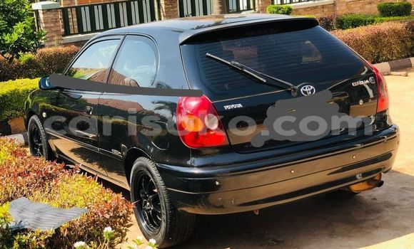 Acheter Occasion Voiture Toyota Corolla Noir à Kigali, Rwanda Acheter Occasion Voiture Toyota Corolla Noir à Kigali, Rwanda