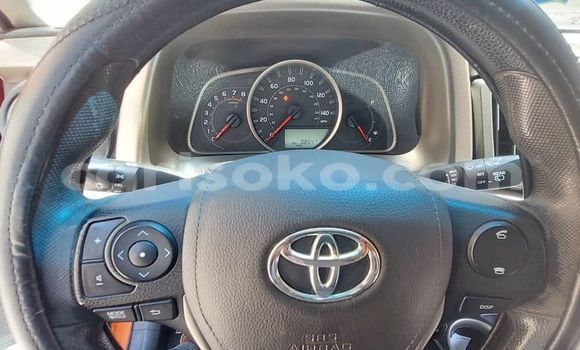 اشتري مستعمل Toyota RAV4 Marron سيارة في Kigali في Rwanda اشتري مستعمل Toyota RAV4 Marron سيارة في Kigali في Rwanda
