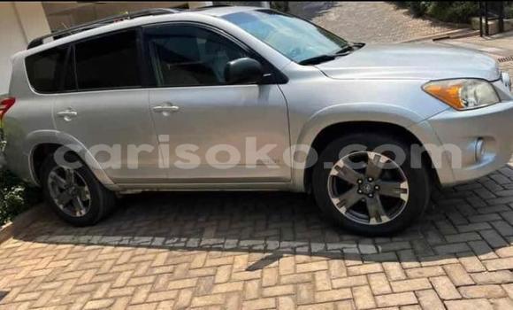 اشتري مستعمل Toyota RAV4 Autre سيارة في Kigali في Rwanda اشتري مستعمل Toyota RAV4 Autre سيارة في Kigali في Rwanda