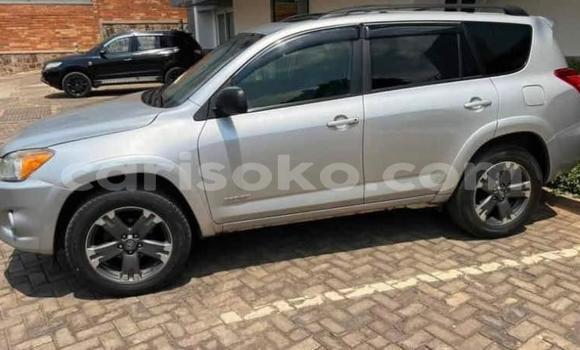 اشتري مستعمل Toyota RAV4 Autre سيارة في Kigali في Rwanda اشتري مستعمل Toyota RAV4 Autre سيارة في Kigali في Rwanda