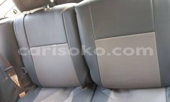 اشتري مستعمل Toyota RAV4 Rouge سيارة في Kigali في Rwanda اشتري مستعمل Toyota RAV4 Rouge سيارة في Kigali في Rwanda