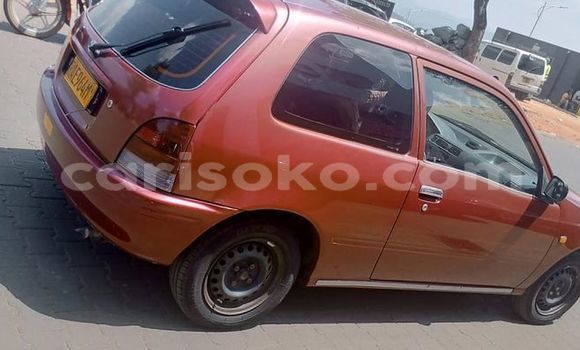 Acheter Occasion Voiture Toyota Starlet Marron à Kigali, Rwanda Acheter Occasion Voiture Toyota Starlet Marron à Kigali, Rwanda