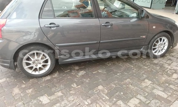 Acheter Occasion Voiture Toyota Corolla Gris à Kigali, Rwanda Acheter Occasion Voiture Toyota Corolla Gris à Kigali, Rwanda