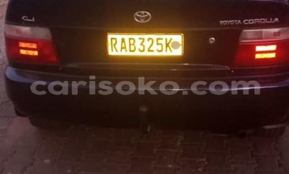 Acheter Occasion Voiture Toyota Corolla Bleu à Kigali, Rwanda Acheter Occasion Voiture Toyota Corolla Bleu à Kigali, Rwanda