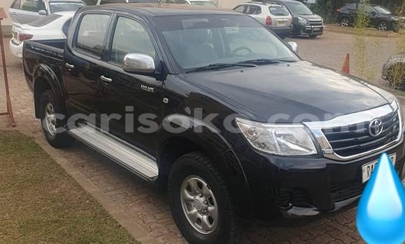 Sayi Na hannu Toyota Hilux Noir Mota in Kigali a Rwanda Sayi Na hannu Toyota Hilux Noir Mota in Kigali a Rwanda
